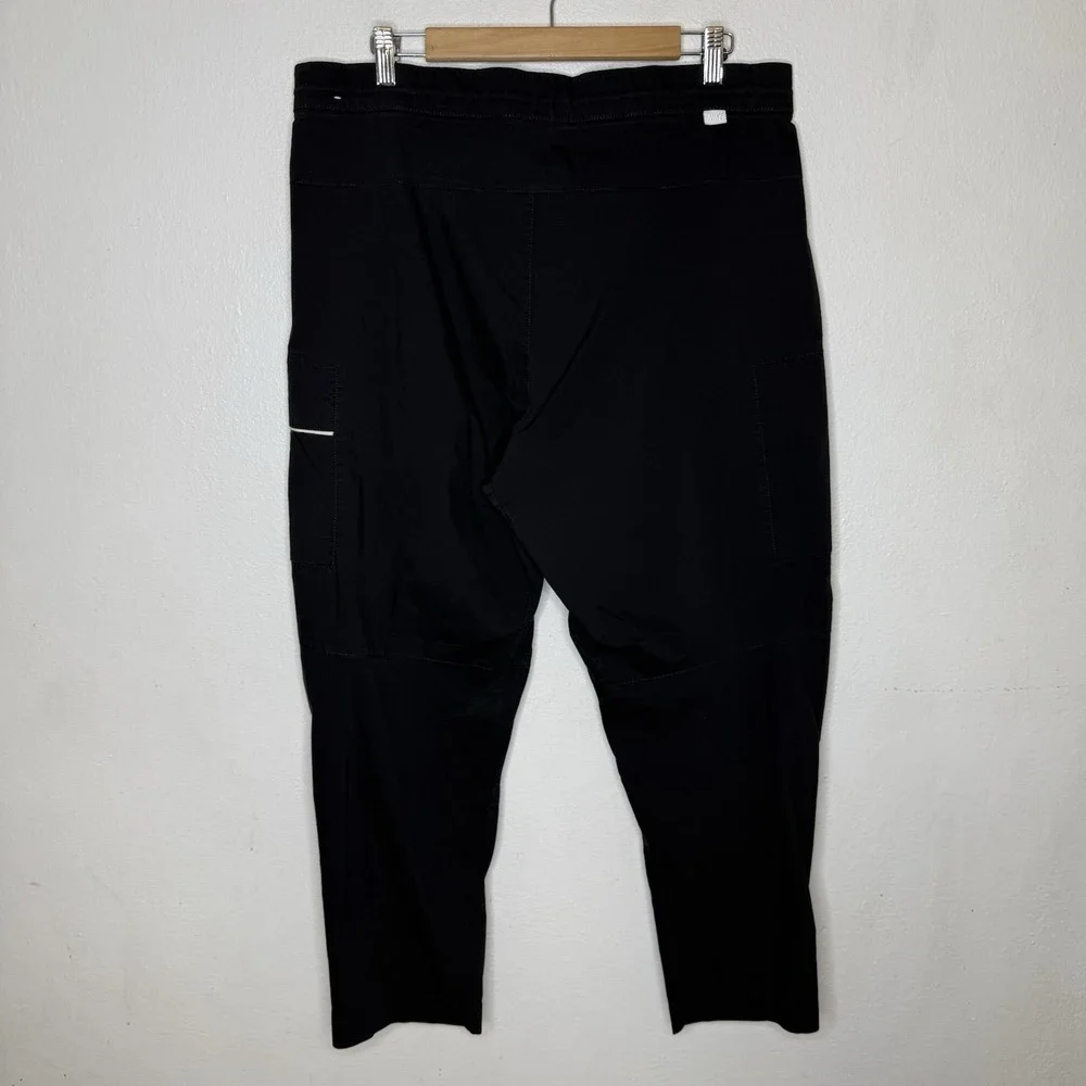 Nike Sportswear Style Essentials Unlined Cargo‎ Active Black Pants Men's 36